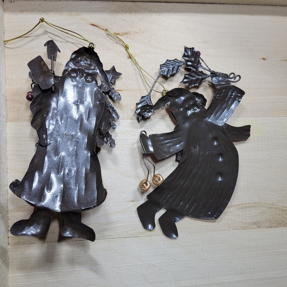 Set of 2 Santa Claus Metal Christmas Ornaments, Jumping Santa and Standing Santa - Picture 2 of 11